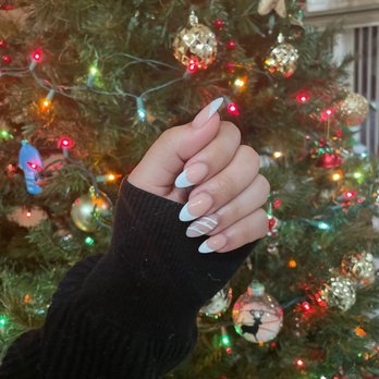 Bliss Nail Lounge - Nail Salons Near Me - Clermont, Florida