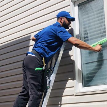 Window Guru - #WindowGuru - Window Washing Near Me - Stittsville, Ontario Window Guru - #WindowGuru - Window Washing Near Me - Stittsville, Ontario