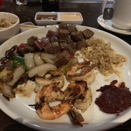 Platter: Filet Mignon w/ colossal shrimp...yummy!!!! Platter: Filet Mignon w/ colossal shrimp...yummy!!!!