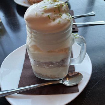 110 Grill - Key lime - New American Near Me - Woburn, Massachusetts
