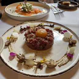 Beef tar tar, salmon