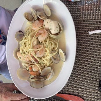 Rosaria Restaurant - Italian Near Me - Saugus, Massachusetts