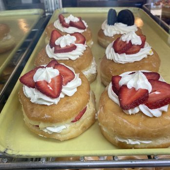 New York Donuts - Totally self explanatory. - Donuts Near Me - Stockton, California New York Donuts - Totally self explanatory. - Donuts Near Me - Stockton, California