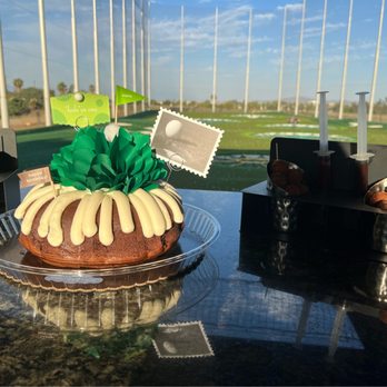Nothing Bundt Cakes - Golf theme decorations are from NBC called "Hole in one" 05.2022 - Desserts Near Me - Brea, California Nothing Bundt Cakes - Golf theme decorations are from NBC called "Hole in one" 05.2022 - Desserts Near Me - Brea, California