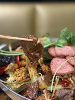 Tasty Dining by null