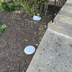 Leesburg Apartments - Trash out front of apartment
