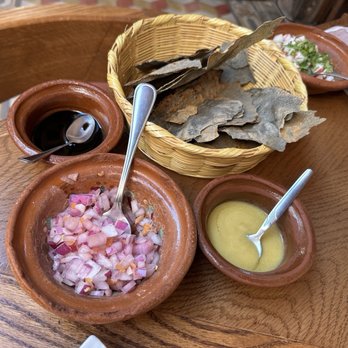 Tikua Sureste - Free salsa and chips - Oaxacan Near Me - Santiago de Querétaro, QUE Tikua Sureste - Free salsa and chips - Oaxacan Near Me - Santiago de Querétaro, QUE