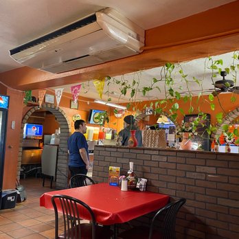 Rizo's Mexican Restaurant - Inside - Mexican Near Me - Alamogordo, New Mexico