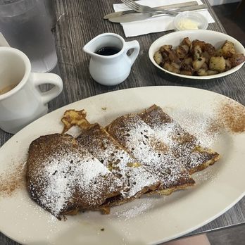 Bread & Butter Diner - French toast and home fries - Diners Near Me - Boylston, Massachusetts