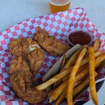 DIG in the Park - Chicken tenders basket - New American Near Me - North Charleston, South Carolina DIG in the Park - Chicken tenders basket - New American Near Me - North Charleston, South Carolina