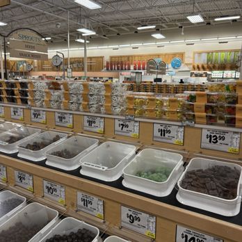 Sprouts Farmers Market - Nut bar - Grocery Near Me - Irvine, California