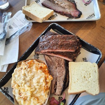 2Fifty Texas BBQ - Barbeque Near Me - Riverdale Park, Maryland