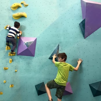 Bouldering Project - Springdale - Gyms Near Me - Austin, Texas