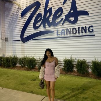 Zeke's Restaurant - Beba looking sexy!! - Salad Near Me - Orange Beach, Alabama Zeke's Restaurant - Beba looking sexy!! - Salad Near Me - Orange Beach, Alabama