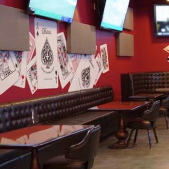 Bailey's Bar & Grill - Breakfast & Brunch Near Me - Gardena, California