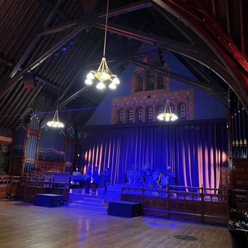 Epiphany Center for the Arts - Main facility which would be great for live shows. - Music Venues Near Me - Chicago, Illinois Epiphany Center for the Arts - Main facility which would be great for live shows. - Music Venues Near Me - Chicago, Illinois