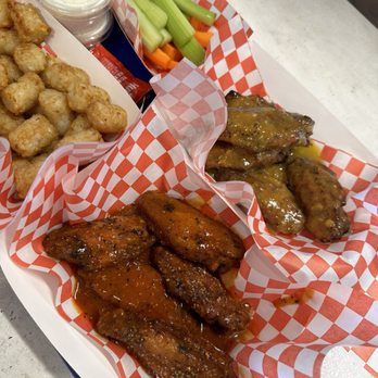 JD's Wingz & Thingz - Mango Habanero and mild + lemon pepper - Chicken Wings Near Me - Placentia, California