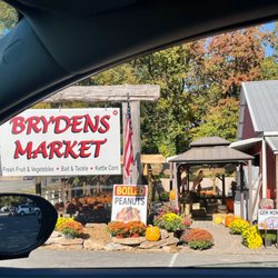 Bryden's Market - The outdoor area