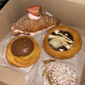Fat Peach Bakery - Strawberry milk croissant, pistachio chocolate croissant, almond danish, & chicken mole - Bakeries Near Me - Chicago, Illinois