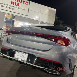 Exterior photo of Van Nuys Kia - Van Nuys, California Exterior photo of Van Nuys Kia - Van Nuys, California