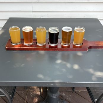 Lancaster Brewing Company - Beer flight - New American Near Me - Harrisburg, Pennsylvania