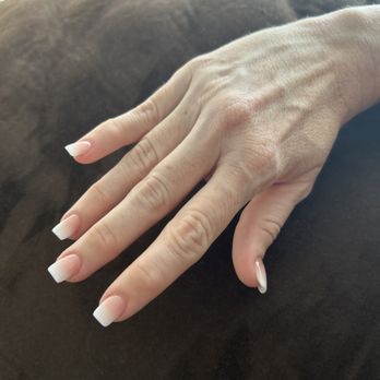 Hollywood Nails - Pink ombré nails, first fill - Nail Salons Near Me - Salem, Oregon
