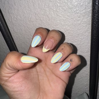 Twinkle Nails & Spa - Nail Salons Near Me - Vacaville, California