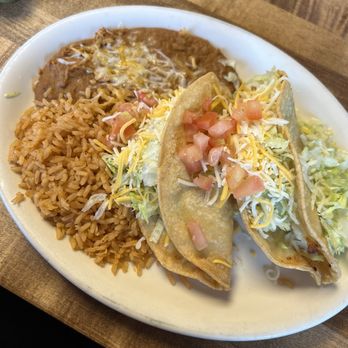 La Tapatia Mexican Grill - Potato taco plate - Mexican Near Me - Upland, California La Tapatia Mexican Grill - Potato taco plate - Mexican Near Me - Upland, California