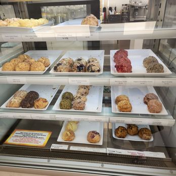 Bits & Bites Cafe - Display case of some scones - Coffee & Tea Near Me - honolulu, Hawaii Bits & Bites Cafe - Display case of some scones - Coffee & Tea Near Me - honolulu, Hawaii