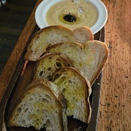 Bread with hummus