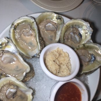 Pace's Steakhouse - Oysters - Steakhouses Near Me - Hauppauge, New York