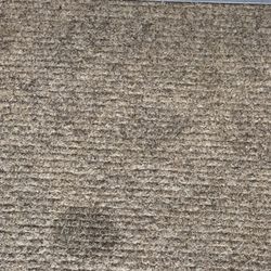The Golden Pheasant Hotel - By far not the only stains on the carpet