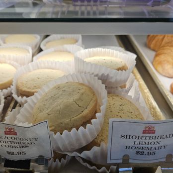 Yalaha Bakery - Cookies - Bakeries Near Me - Yalaha, Florida Yalaha Bakery - Cookies - Bakeries Near Me - Yalaha, Florida