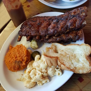 Bill & Tim's Barbecue - Ribs Mac n Cheese and Yams! - Barbeque Near Me - Eugene, Oregon
