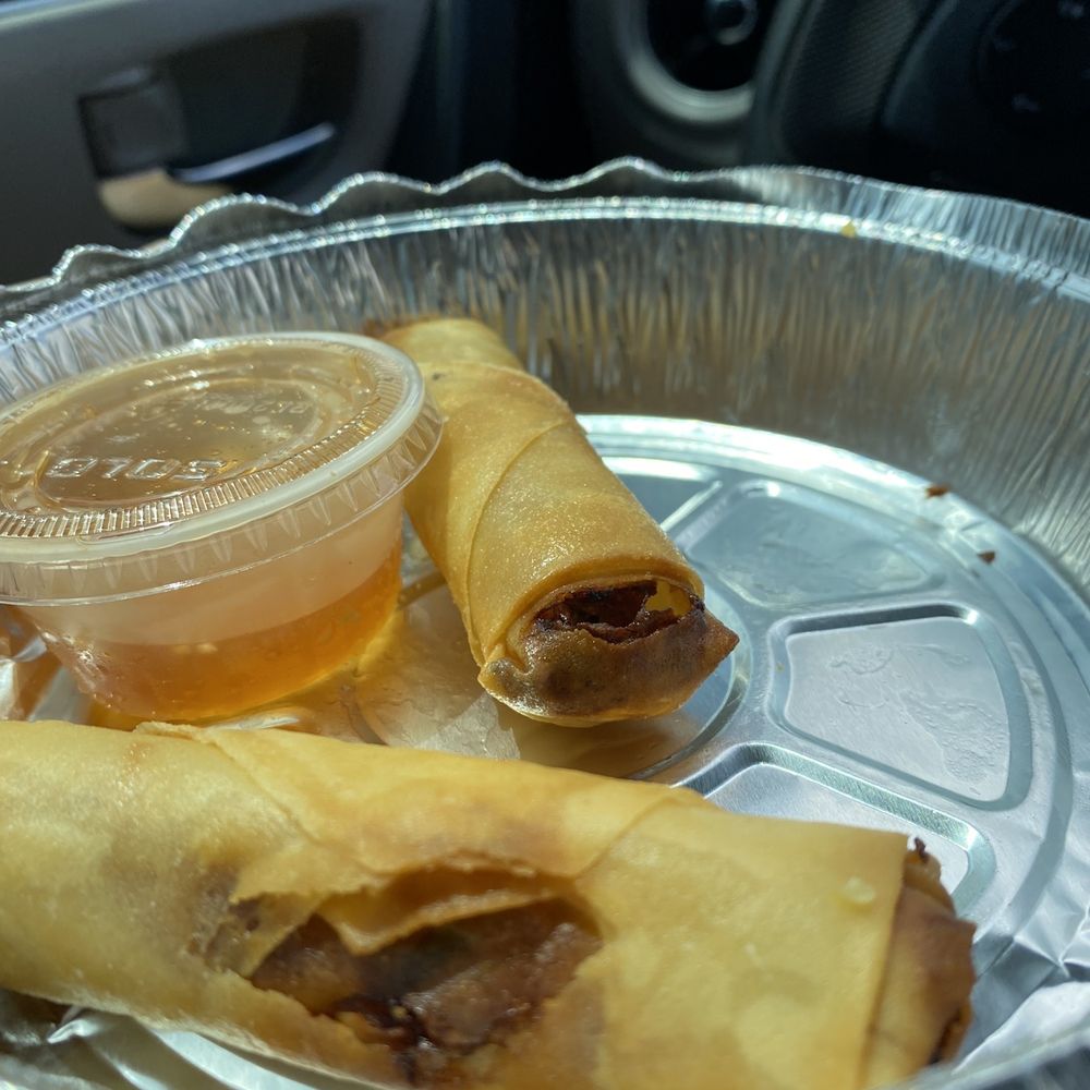 Hi 5 Tea - Eggs rolls w/ sweet and sour sauce - Bubble Tea Near Me - Chandler, Arizona Hi 5 Tea - Eggs rolls w/ sweet and sour sauce - Bubble Tea Near Me - Chandler, Arizona