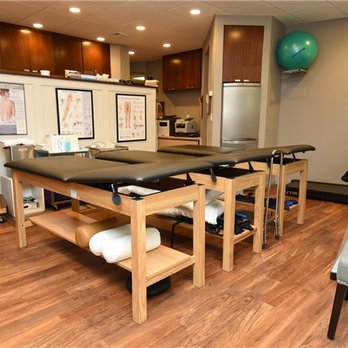 Scott Surasky, DC - Chiropractors Near Me - Great Neck, New York Scott Surasky, DC - Chiropractors Near Me - Great Neck, New York