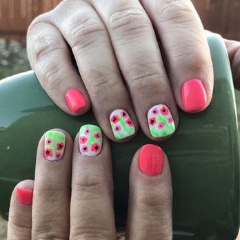 Nail Pro - Spring Poppies - Nail Salons Near Me - Silverdale, Washington