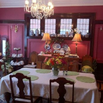 Hanover House BB - Bed & Breakfast Near Me - Niagara Falls, New York