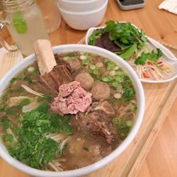 L&H Pho