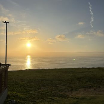 Cliff Hanger Cafe - Sandwiches Near Me - La Jolla, California