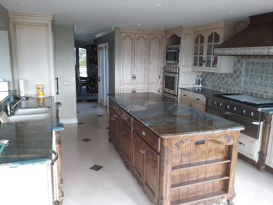 Kitchen Remodels - We can help you with your dream kitchen! Kitchen Remodels - We can help you with your dream kitchen!