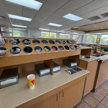 Bojangles - The condiment station - Fast Food Near Me - North Augusta, South Carolina