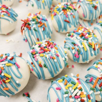 Cookiedoodle - Birthday Cake Balls - Bakeries Near Me - Jenks, Oklahoma