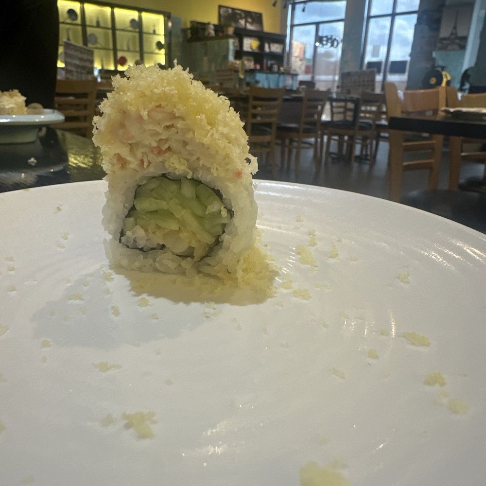 Sushi Naper - Snow mountain roll - Sushi Bars Near Me - Naperville, Illinois Sushi Naper - Snow mountain roll - Sushi Bars Near Me - Naperville, Illinois