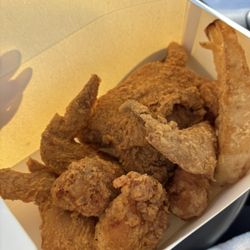 Lee's Chicken and Cracklins