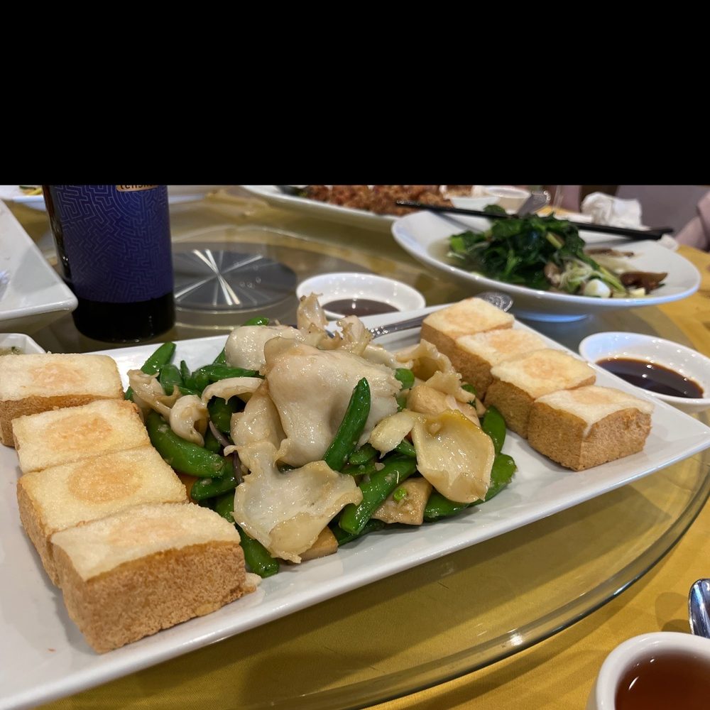 Secret Kitchen - Sautéed sliced Conch & Fried Stuffed Beancurd - Cantonese Near Me - Flushing, New York Secret Kitchen - Sautéed sliced Conch & Fried Stuffed Beancurd - Cantonese Near Me - Flushing, New York