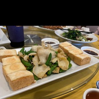 Secret Kitchen - Sautéed sliced Conch & Fried Stuffed Beancurd - Cantonese Near Me - Flushing, New York