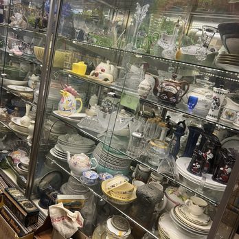 Studio Antiques - Antiques Near Me - El Segundo, California