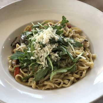 Il Posto Trattoria - Mushroom tarragon pasta - Italian Near Me - Napa, California Il Posto Trattoria - Mushroom tarragon pasta - Italian Near Me - Napa, California