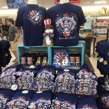 Buc-ee’s - Cool patriot tee's - Gas Stations Near Me - Springfield, Missouri